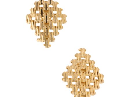 Aretes calados motivo rombo en oro amarillo 18 kilates. Discount